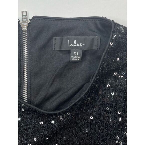 Lulus Taking A Shine Black Sequin Tiered Mini Short Sleeve Shift Dress Size XS - Picture 4 of 11